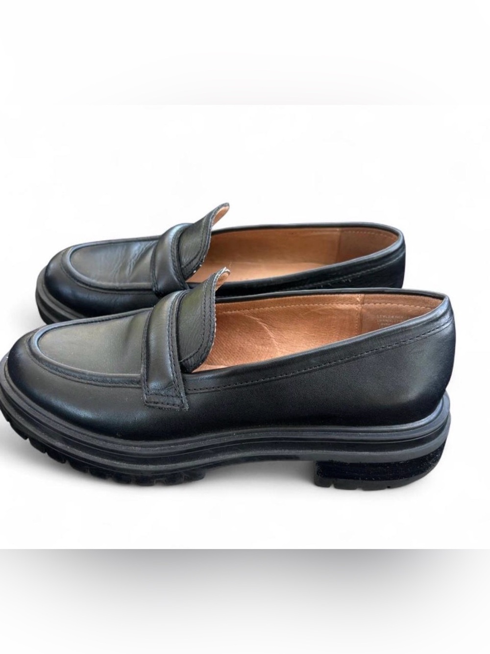 Madewell Black Leather Lug Sole Loafers size 6 academia preppy whimsigoth office